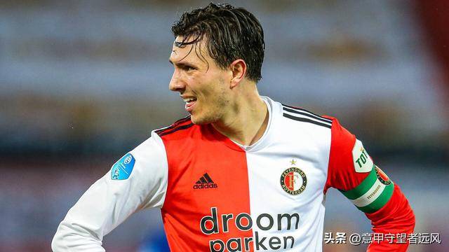 开云中国-集结日费耶诺德备战意甲，临场应变细节曝光，态度坚定，团队化学反应显著