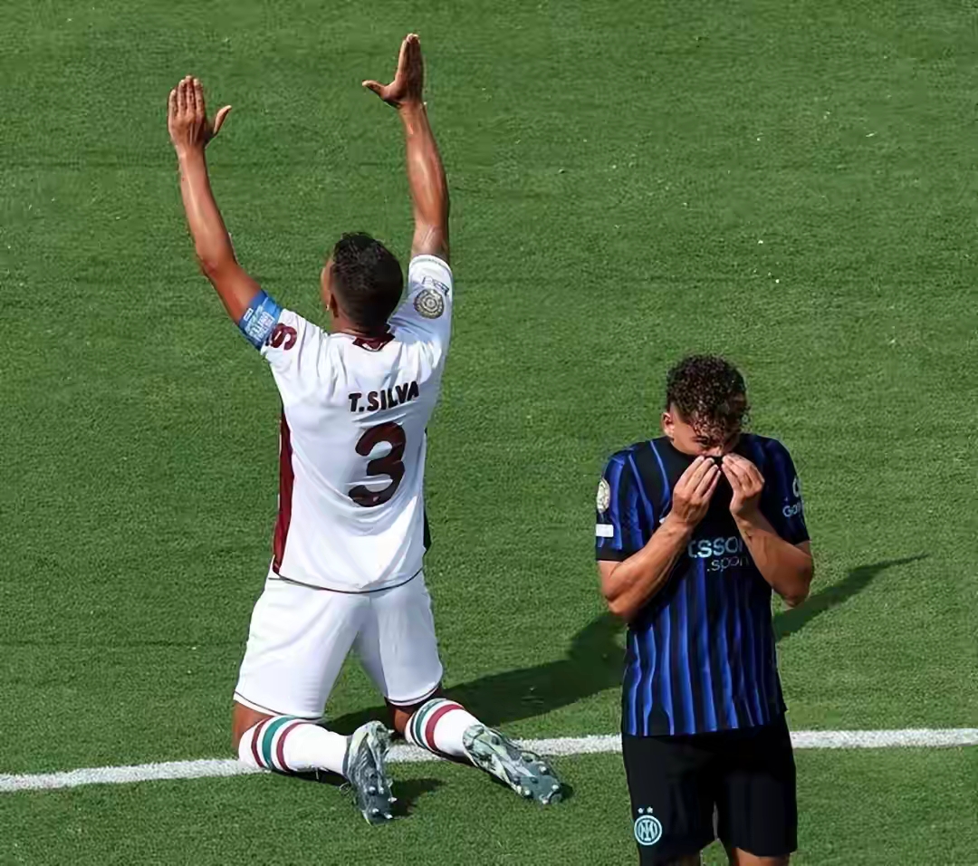 开云中国-关键时刻AC米兰备战德国杯，豪取连胜细节曝光，信心回归，身体对抗强度拉满