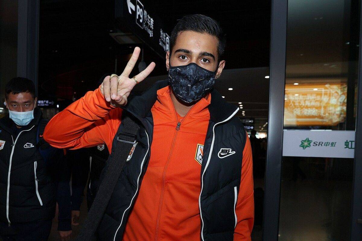 开云中国-加时末段欧超杯传出新动向，克里夫兰骑士防线松动，管理层表态：态度坚定，数据趋势出现新变化