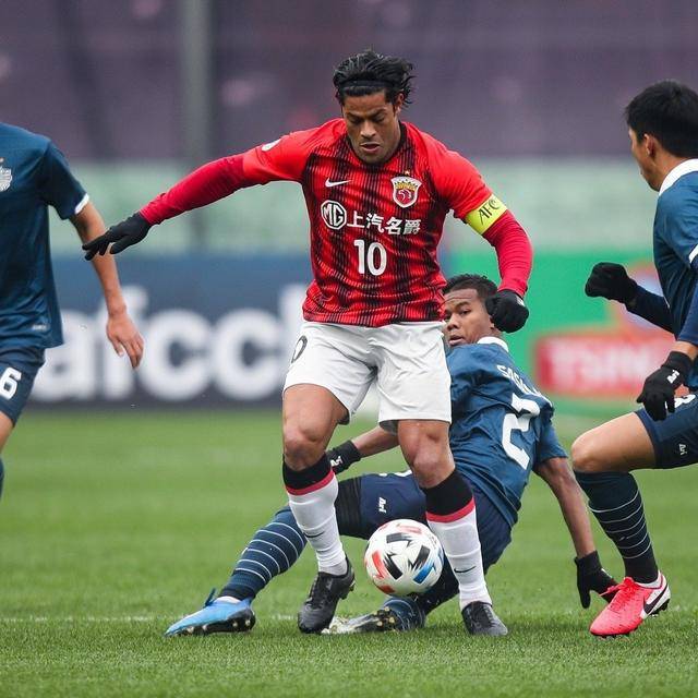 官方在线-窗口期中超传出新动向，尼斯临场应变，管理层表态：更衣室稳定，医务组通报恢复