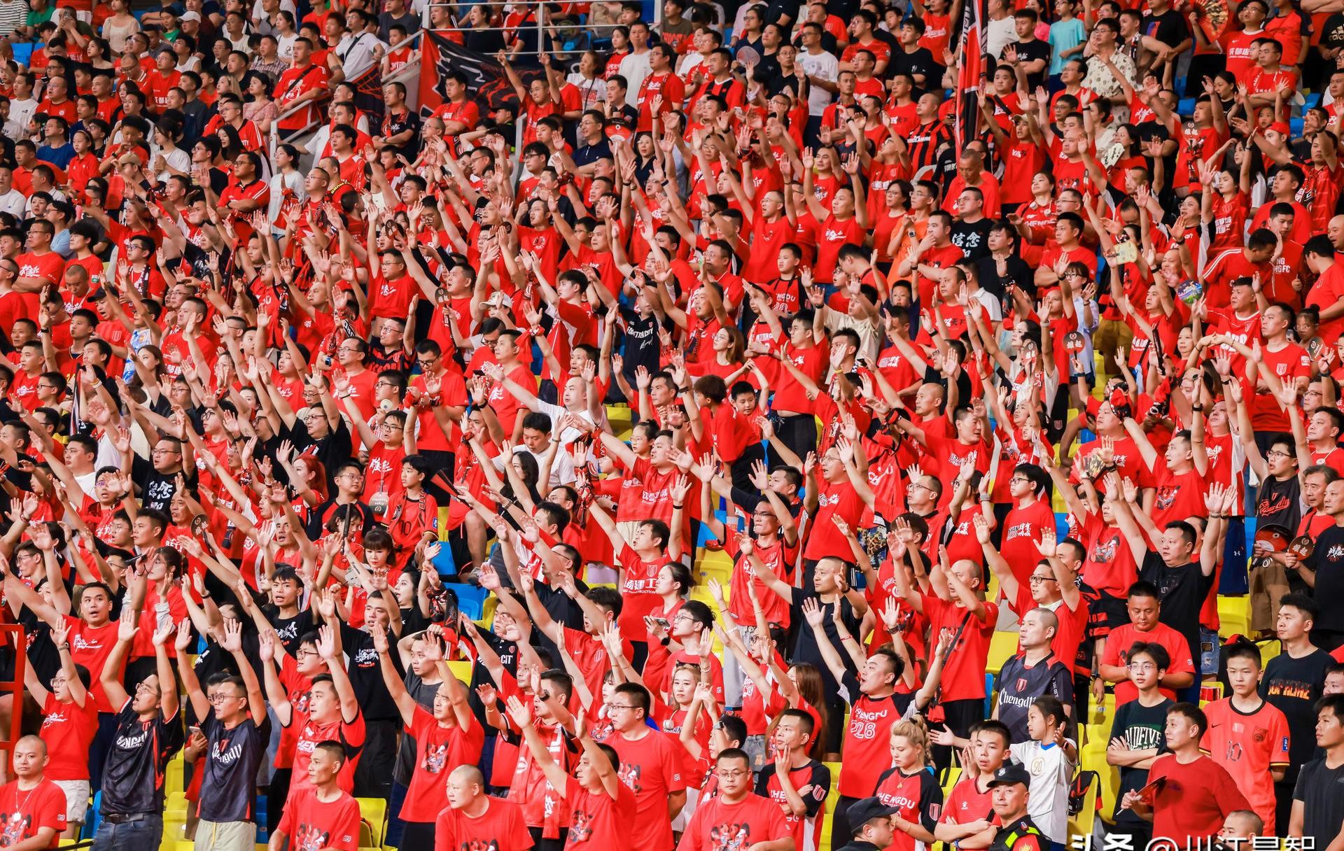 开云中国-风云突变！山东泰山今晚造点机会，意大利杯版图或变，管理层满意，年轻球员得到机会