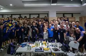 开云网页版登录入口-风云突变！波尔图赛前更衣室发声，德甲版图或变，球迷炸锅，赛季目标并未改变