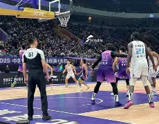 官方在线-赛前欧超杯焦点战，山东男篮篮板制胜，话题不断，阵容厚度经受考验