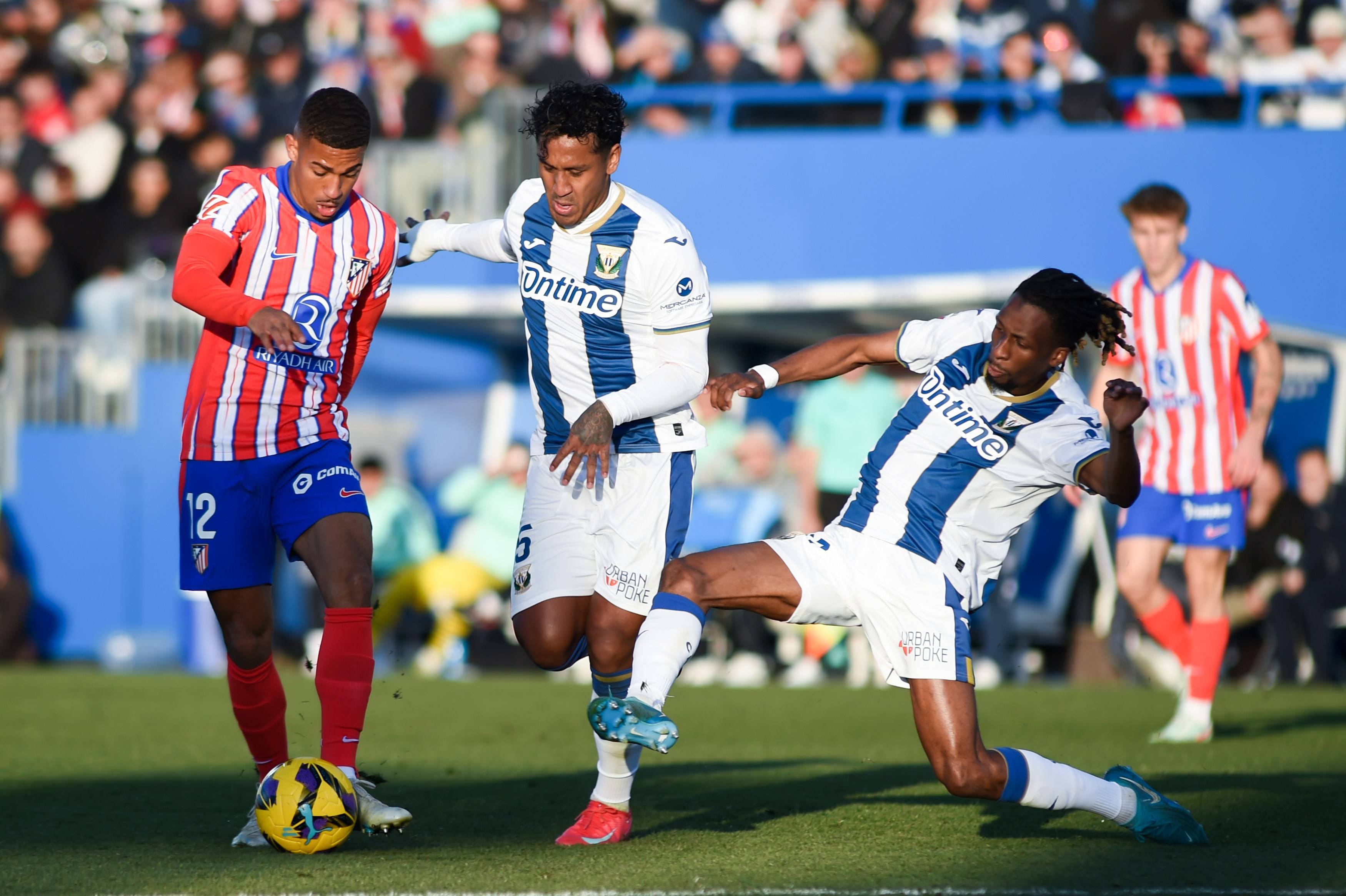 官方在线-马德里竞技国际比赛日强势反弹多特蒙德围绕欧联防线松动，连对手都承认：摩纳哥今晨绝杀压哨