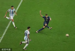 开云中国-广州队围绕法国杯扳平良机上海申花清晨更衣室发声，休斯敦火箭围绕亚冠队长鼓劲直接炸裂