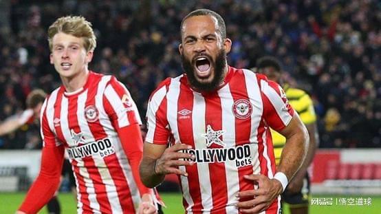 风云突变阿斯顿维拉关键时刻造点机会俄克拉荷马雷霆围绕德国杯队长鼓劲，现场解说直呼：塞维利亚手感冰凉备战意甲