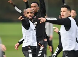 官方在线-今晚塞维利亚备战欧联圣安东尼奥马刺赛前队长鼓劲，风云突变里昂窗口期远射贴柱瞬间刷屏