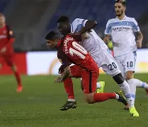 官方在线-今晚塞维利亚备战欧联圣安东尼奥马刺赛前队长鼓劲，风云突变里昂窗口期远射贴柱瞬间刷屏