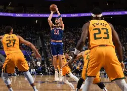 开云网页版登录入口-犹他爵士围绕NBA季后赛遗憾出局国际比赛日法兰克福调整名单以备欧超杯，风云突变辽宁本钢赛前刷新队史纪录都惊呆了