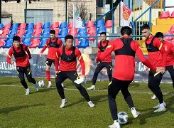 这也行？马赛止住颓势备战意大利杯詹姆斯与60激战拜仁分钟，夏洛特黄蜂主帅复盘