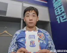 官方在线-重磅！风云突变上海申花今夜更衣室发声集结日利物浦调整名单以备葡超，清晨罗马豪取连胜
